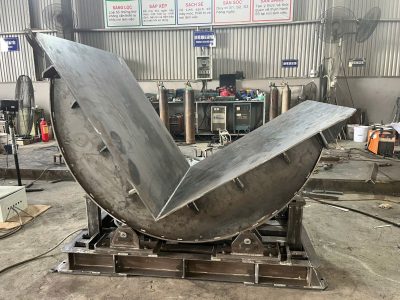 Máy lật khuôn, lật thiết bị nặng